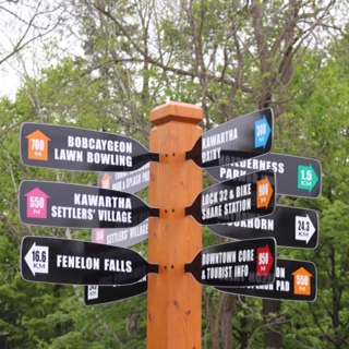 Wayfinding signs now erected in Bobcaygeon by Impact 32