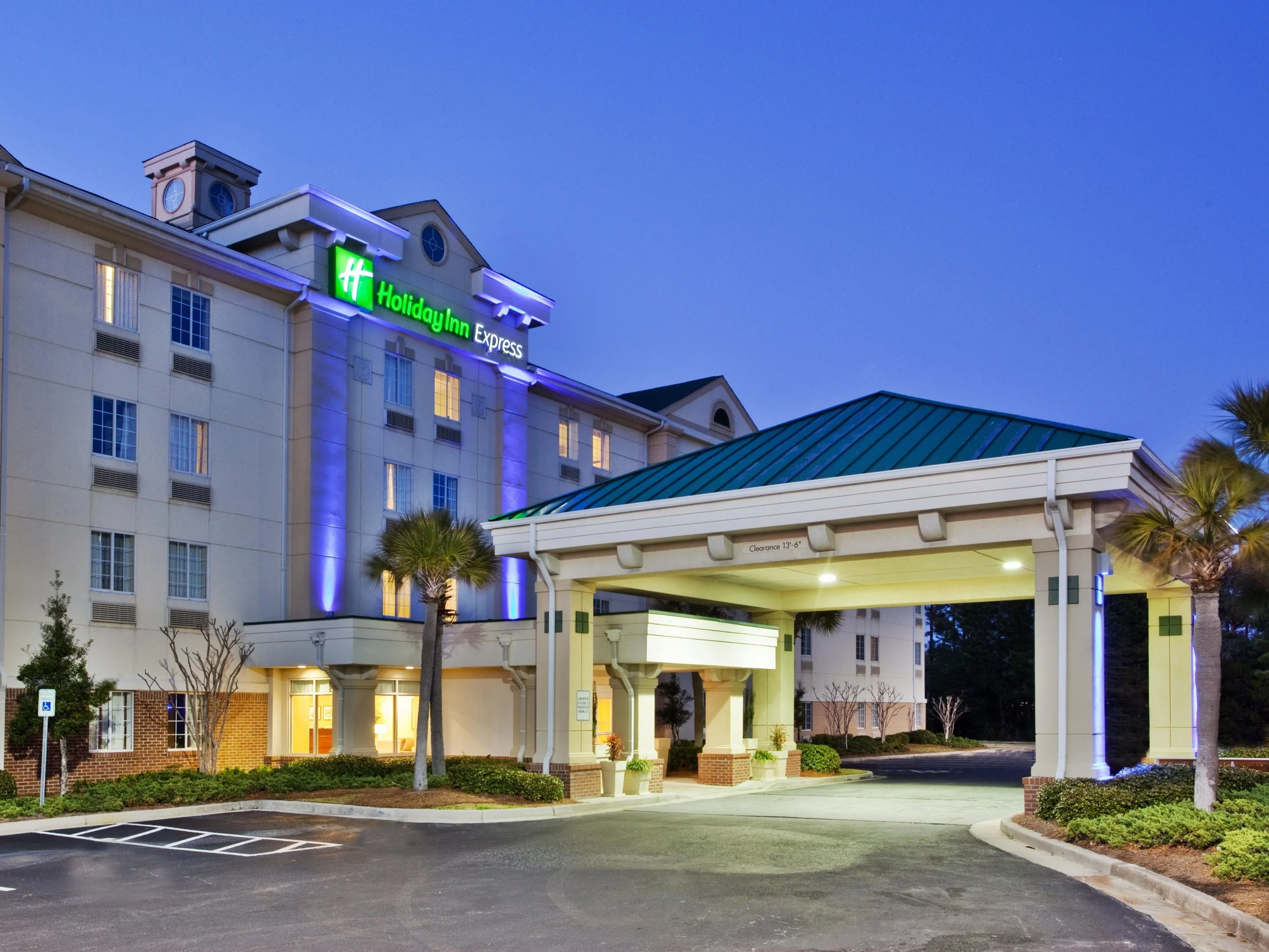 Haoliday Inn Mytle.jpg