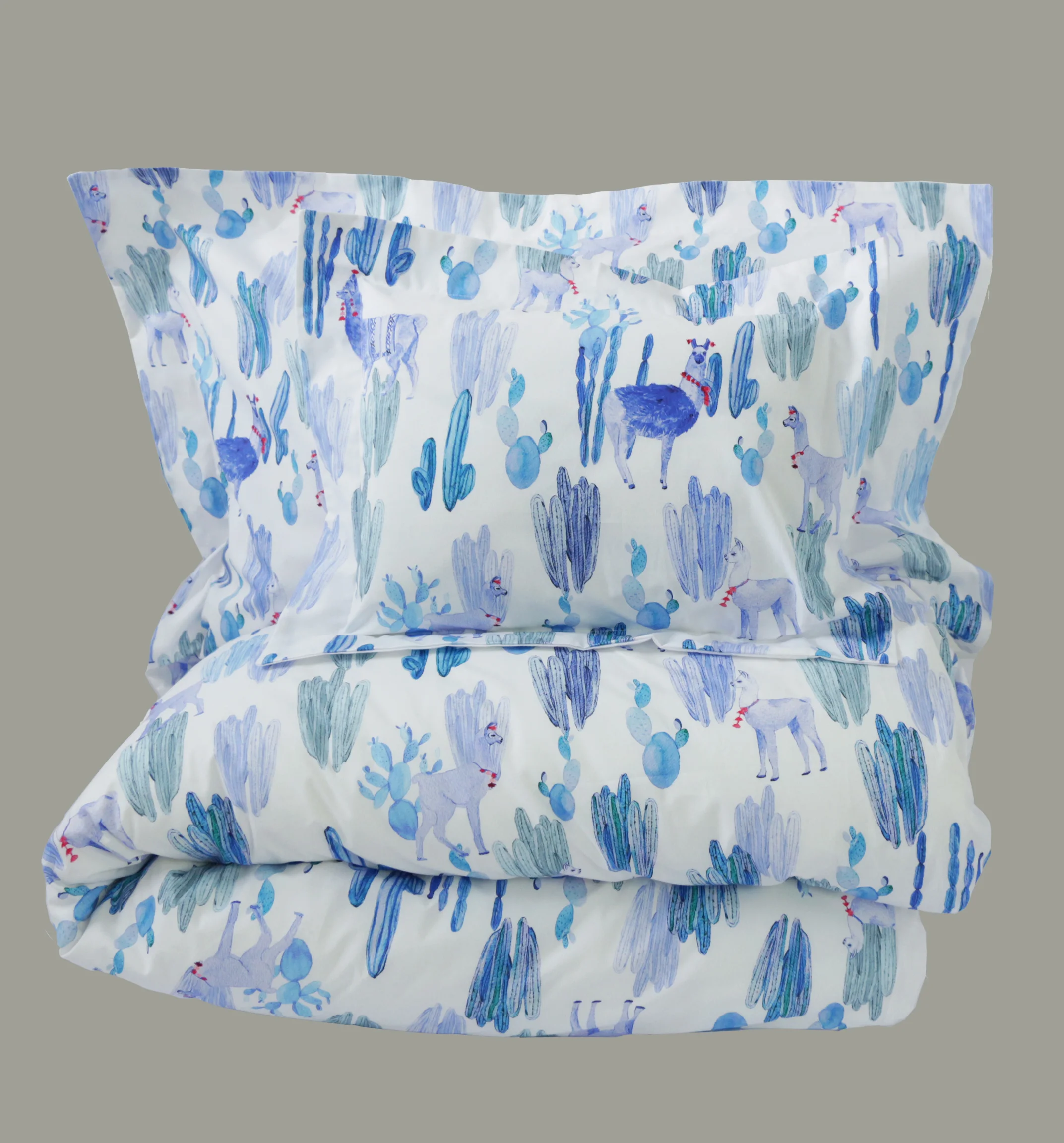 ALTIPLANO_BEDLINENS-BLUE_Lamas_web.jpg