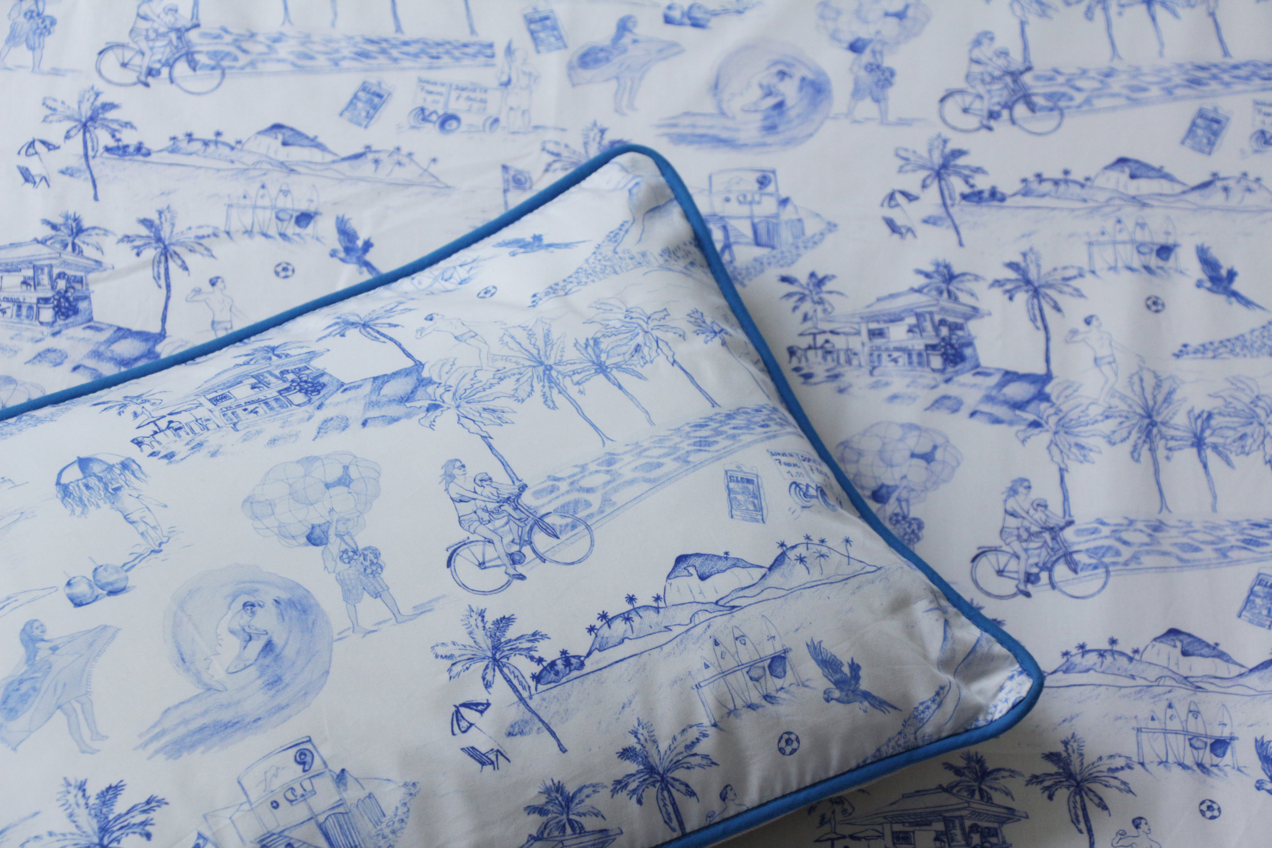 decopillow_ipanema_blue.jpg