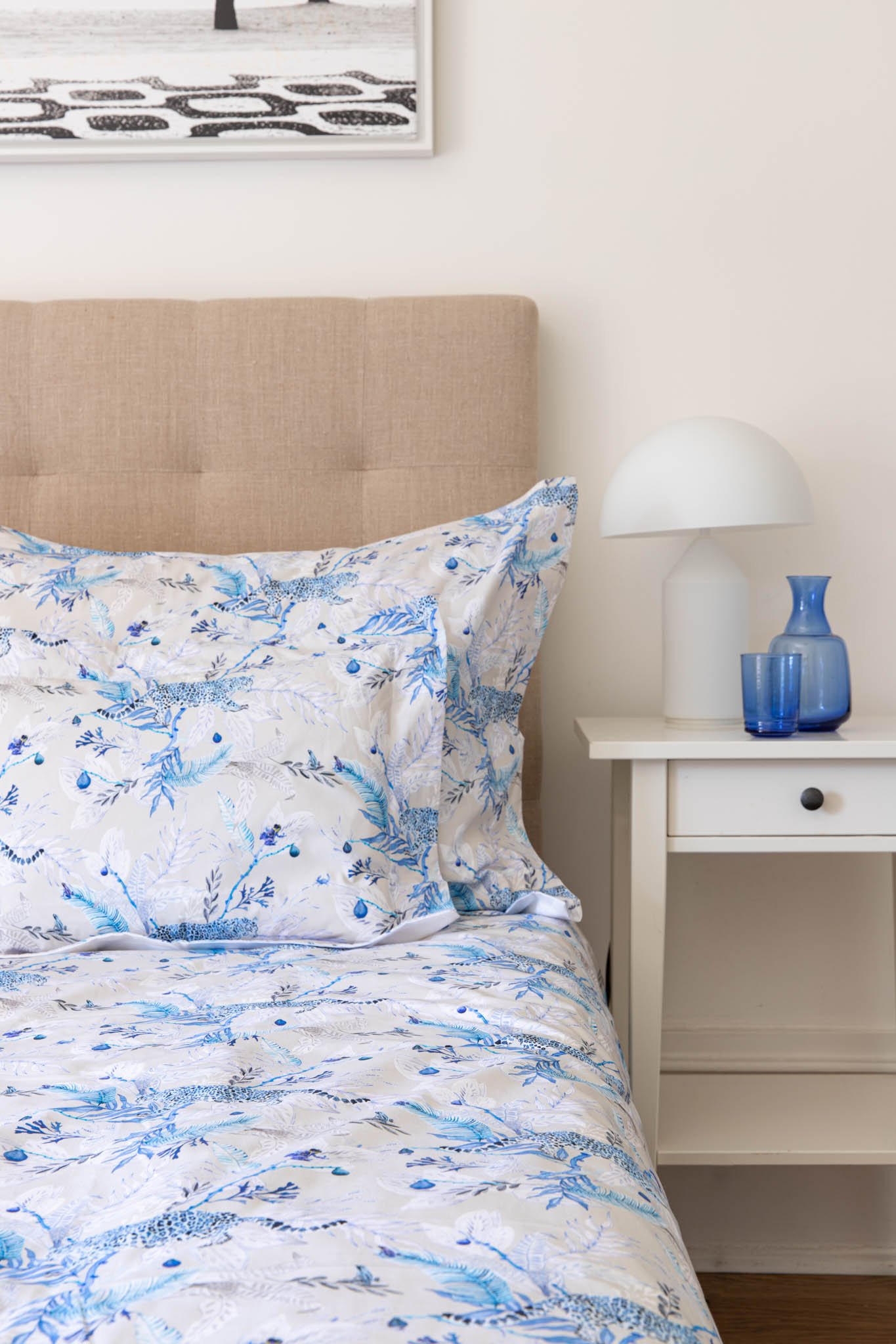 KARIOKAS_Oriilla BlueJaguar_bedlinenset_small.jpg