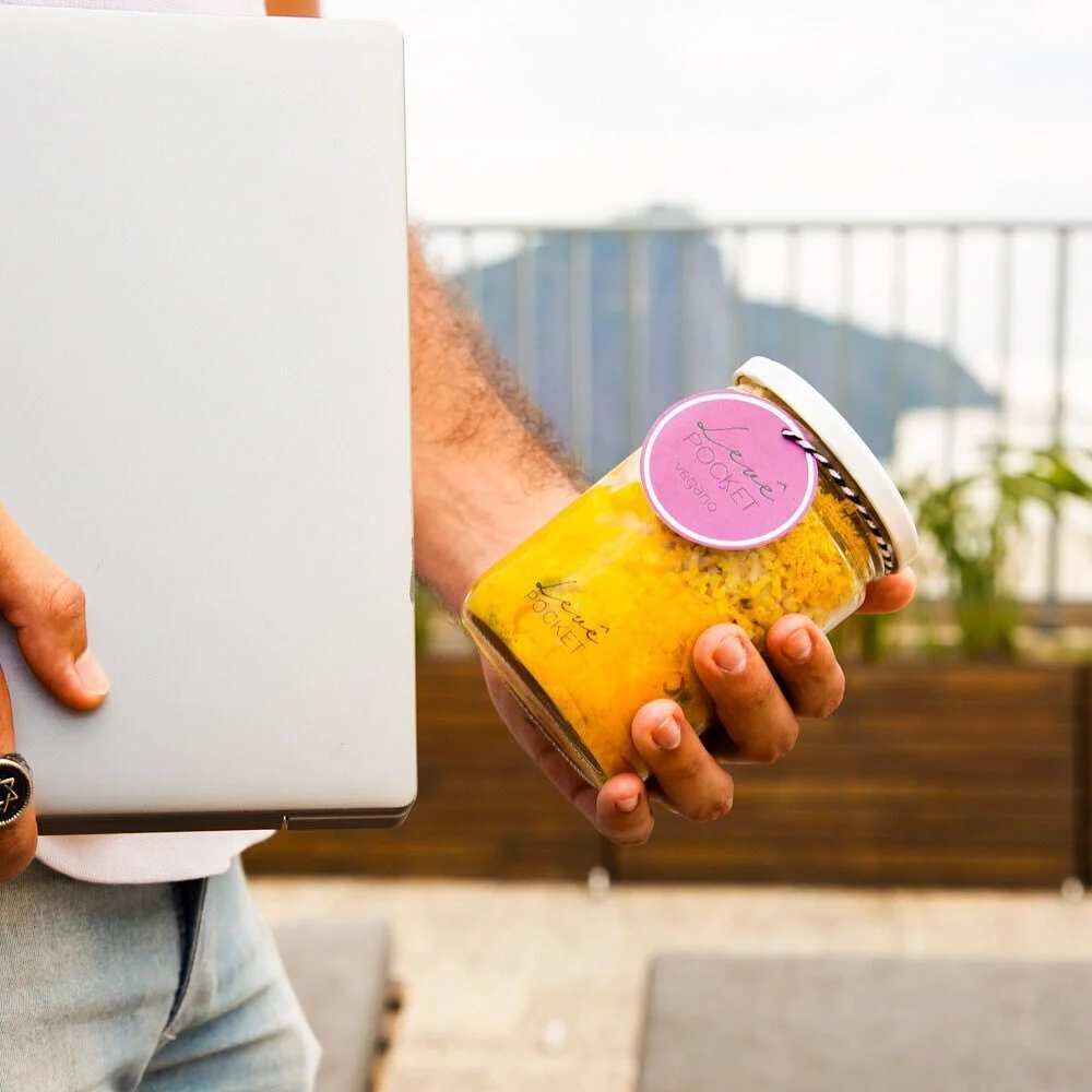 Ser Lev&ecirc; &eacute; oferecer tudo e para todos com a melhor qualidade 💚 Para te entregar uma Moqueca Vegana saborosa e nutritiva, nossos ingredientes s&atilde;o frescos e carinhosamente selecionados! 

Marque aqui seus amigos que n&atilde;o abre