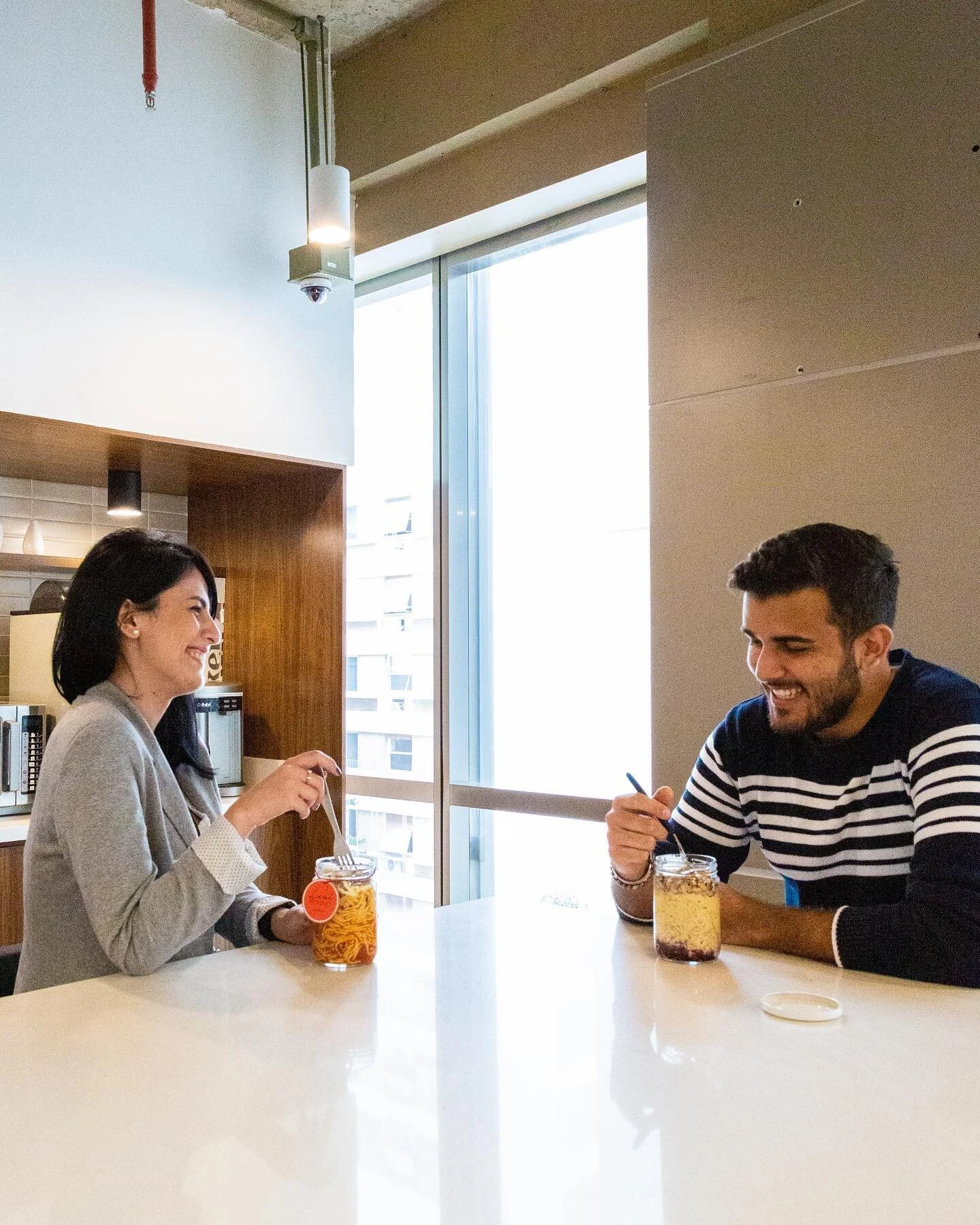 Lev&ecirc; Pocket chegou para trazer bons momentos durante o dia :) 

J&aacute; pediu seu Pocket hoje? Corre que a hora do almo&ccedil;o est&aacute; chegando!🏃🏻💚
.
.
.
#praticidade #sustentabilidade #comida #sabor #culinaria #delivery