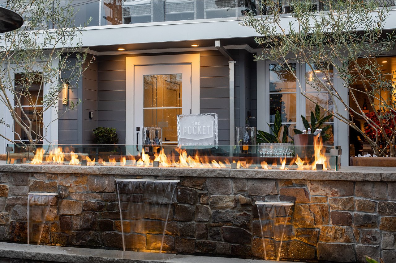 Outdoor Fire Wall and Fountain