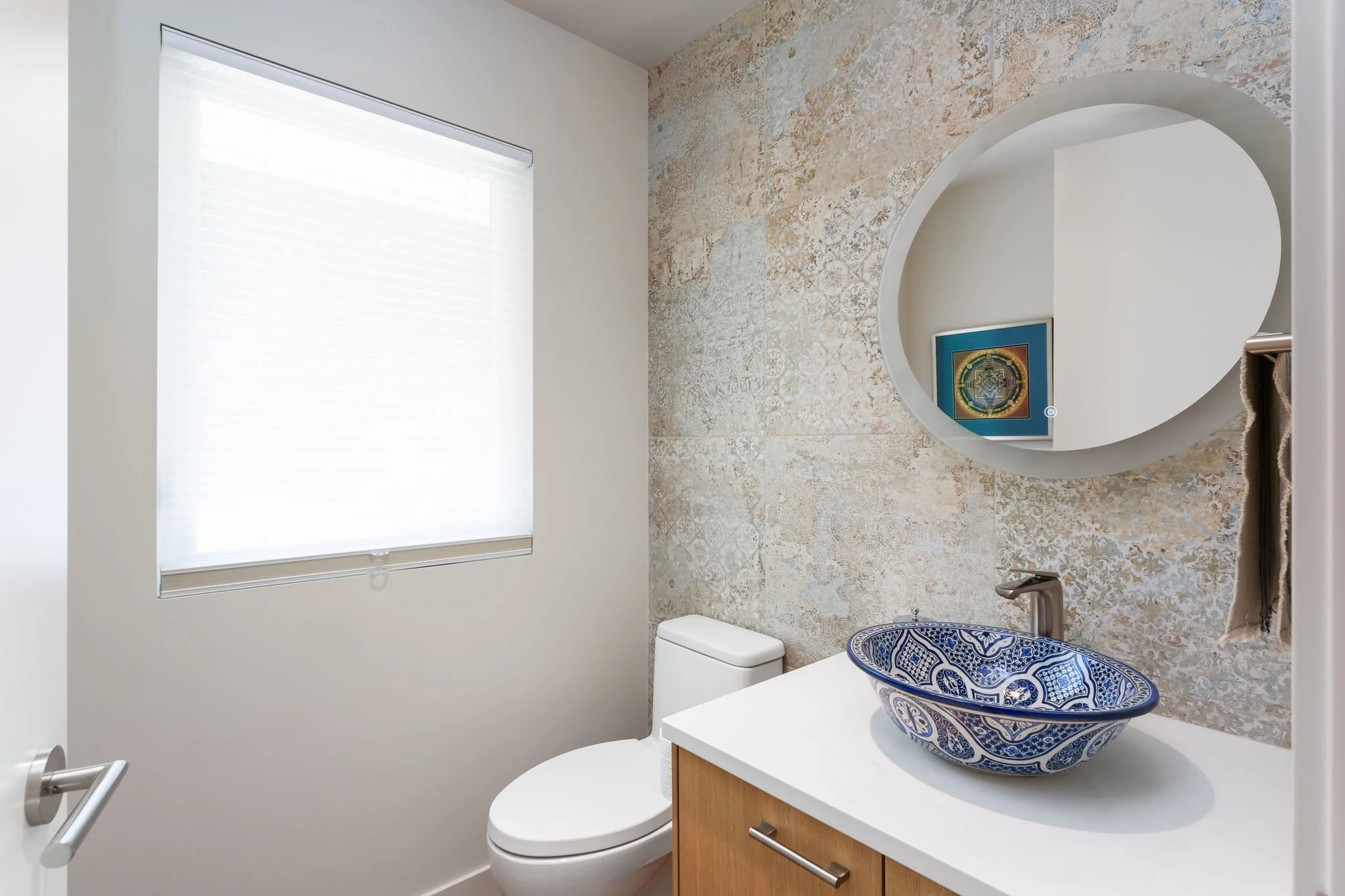 38-web-or-mls-13127 22a Ave_038.jpg