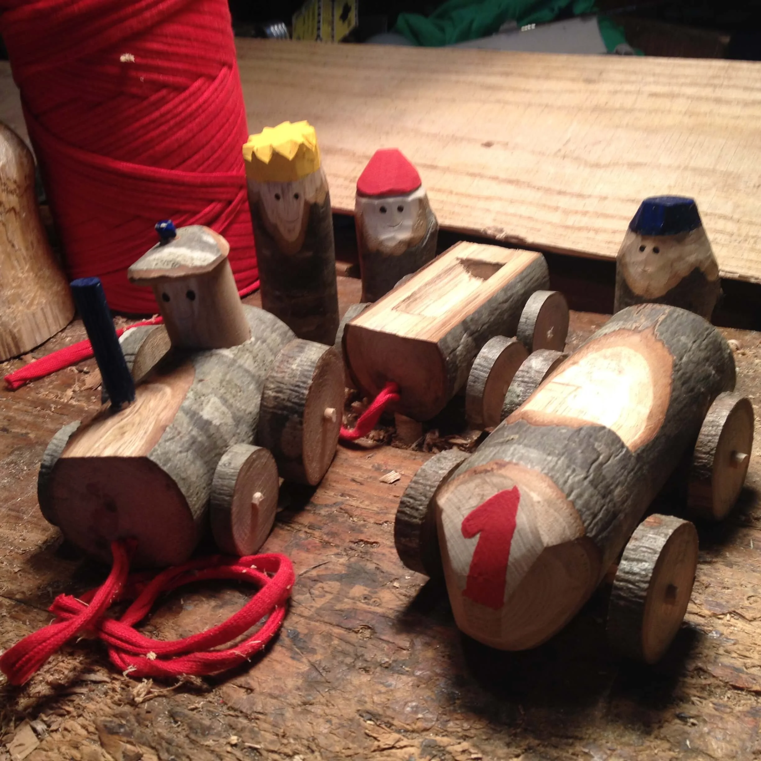 Oficina de Brinquedos para Pais e Filhos8.JPG