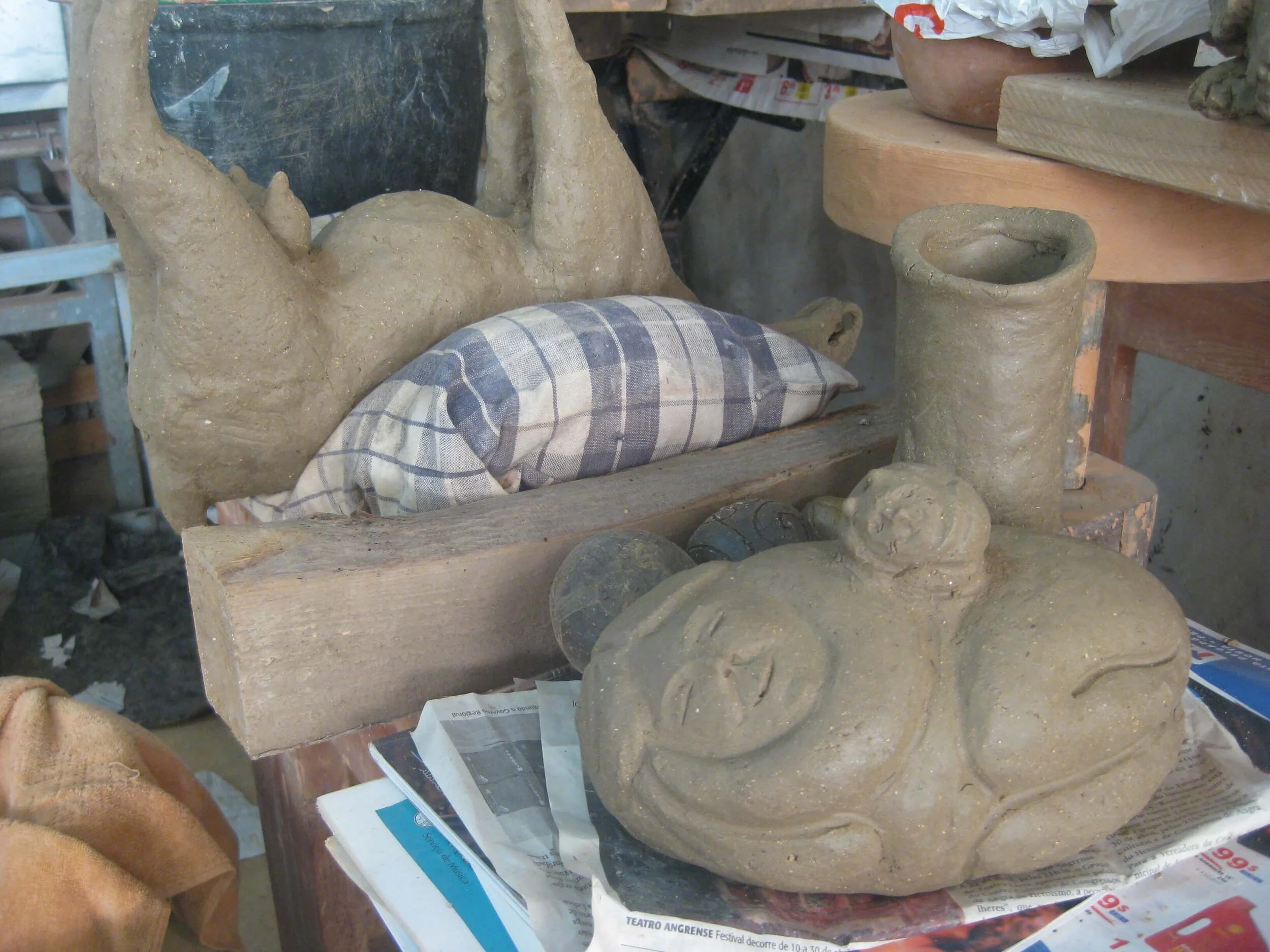 Escultura cerâmica e cozedura a lenha9-min.JPG