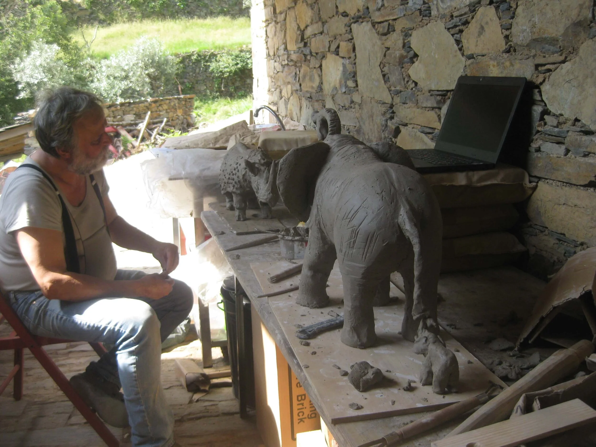 Escultura cerâmica e cozedura a lenha11-min.JPG
