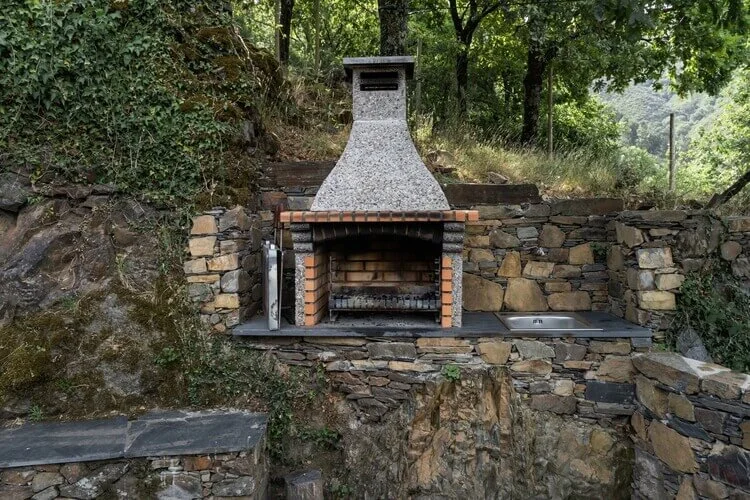 casa+da+escada+cerdeira+home+for+creativity (3).jpg