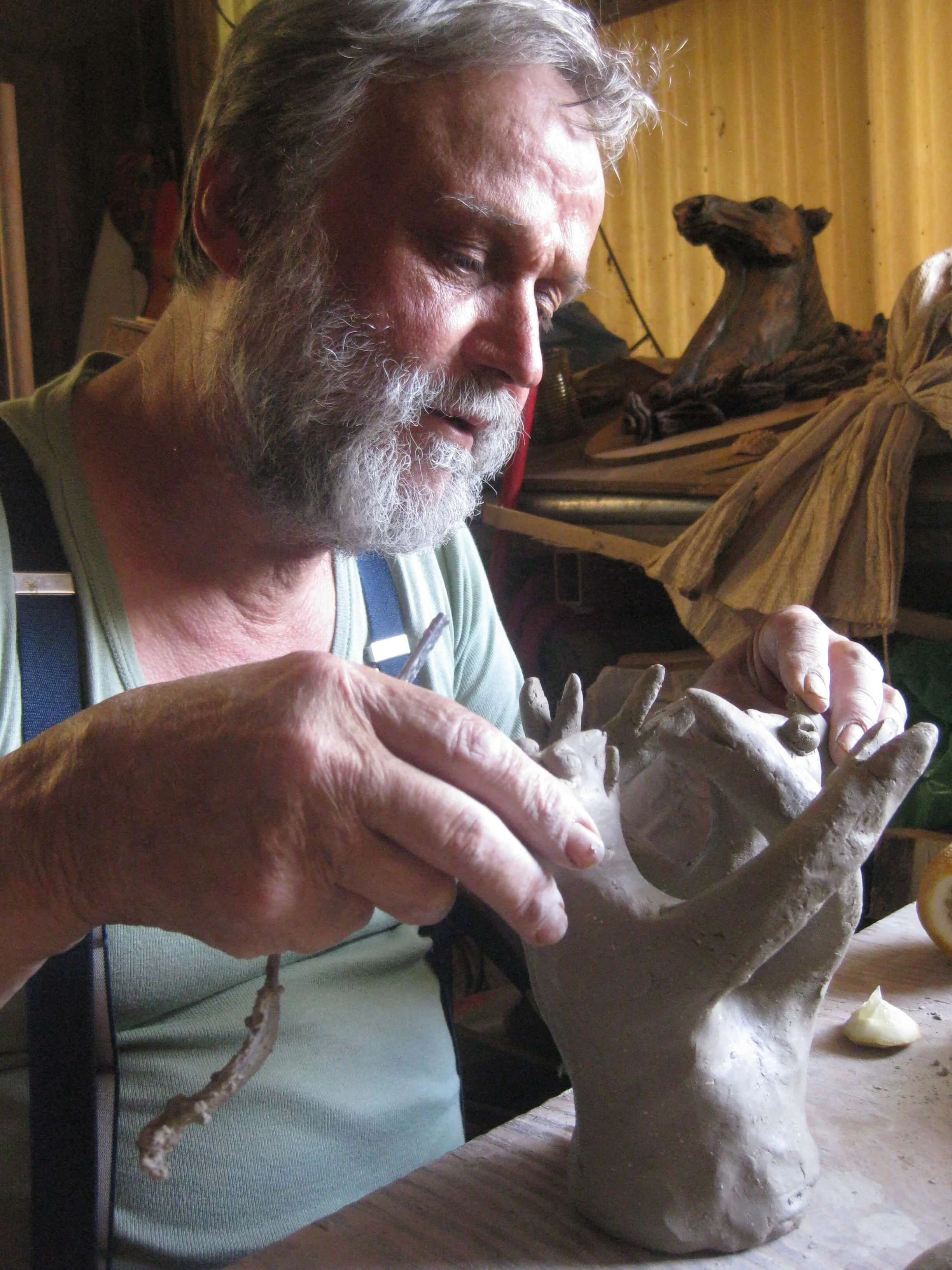 Escultura cerâmica e cozedura a lenha7.JPG