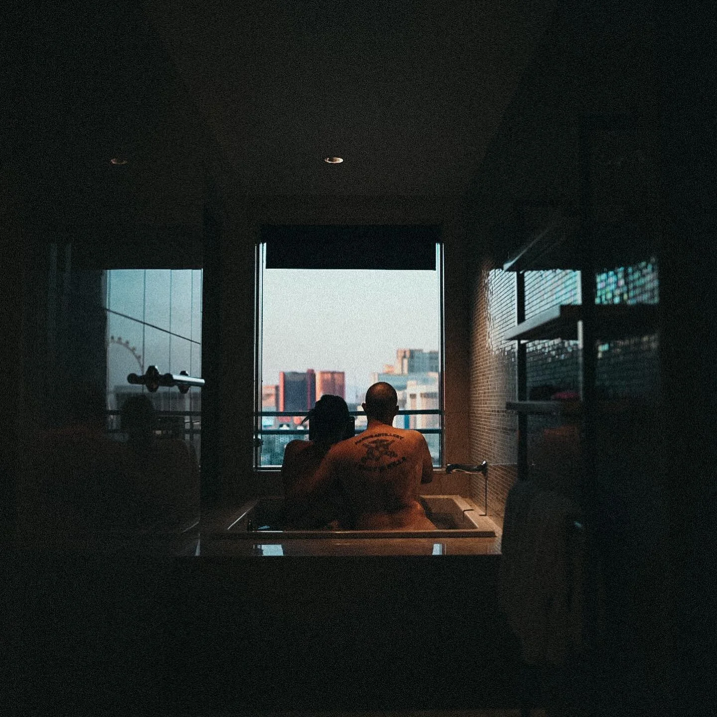 Vegas Boudoir marathon live on the website now!!! 
Click the booking link in the bio and scroll to the bottom! 
There are ultra limited spots! 
Grab them before they are gone! 
This will be April 11th 
Full sessions with professional hair and makeup 