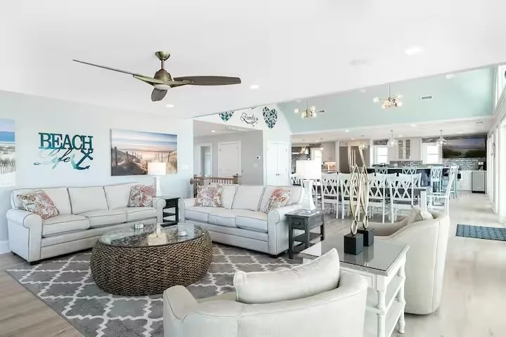 living room 33.jpg