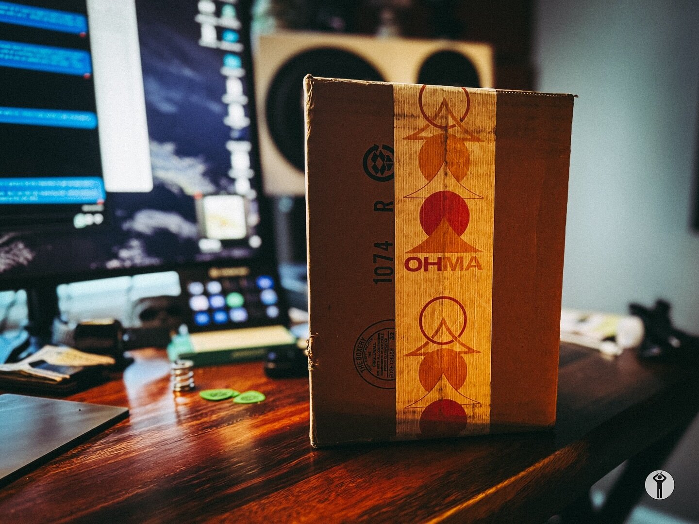 This box of an amazing ribbon from @ohmaworld showed up today.  I am heads down with day job stuff and a weekend get away with the wife.  But I cannot me more excited to try this mic out next week and hope this captures some sounds I&rsquo;ve had in 