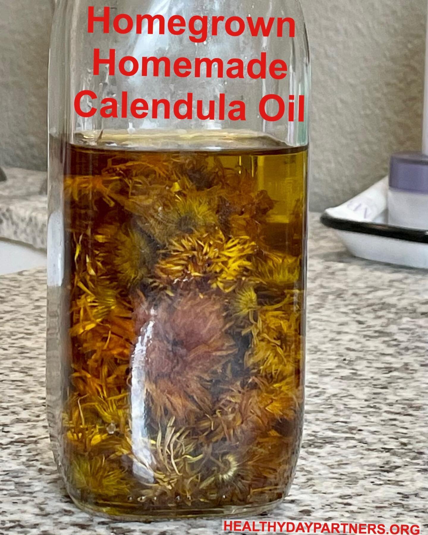Did you know that you could make delicious and medicinal oil from your homegrown calendula flowers? 
🌎First, dry your flowers. 
🌎Once dried, put them in a bottle or jar. We reused a @jimbosnaturally juice bottle. 
🌏Choose an edible oil like extra 
