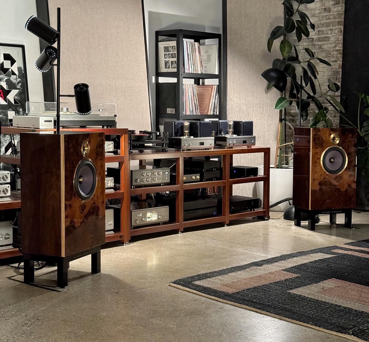 Introducing the O/Bronze - John DeVore&rsquo;s newest model bridges the gap between his most popular speaker, the O/96, and his flagship, the O/Ref - It was first released as a vey limited edition called the Twenty (pictured above), in honor of his 2