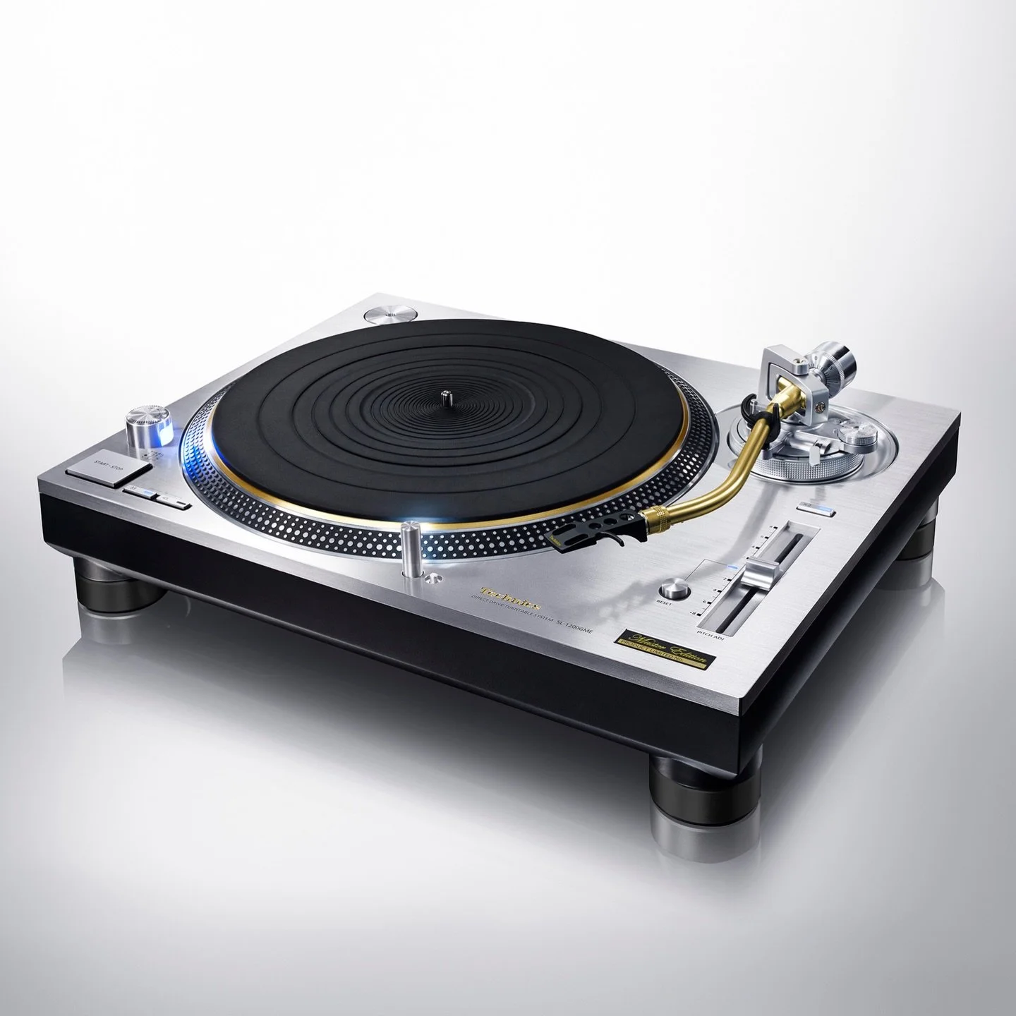 TWO NEW Technics Turntables -&nbsp;
We are excited to announce the launch of two new Technics turntables featuring their revolutionary &Delta;&Sigma;-Drive motor&nbsp;technology.  Technics SL-1200 and 1210GME -
The first is a&nbsp;culmination of a le