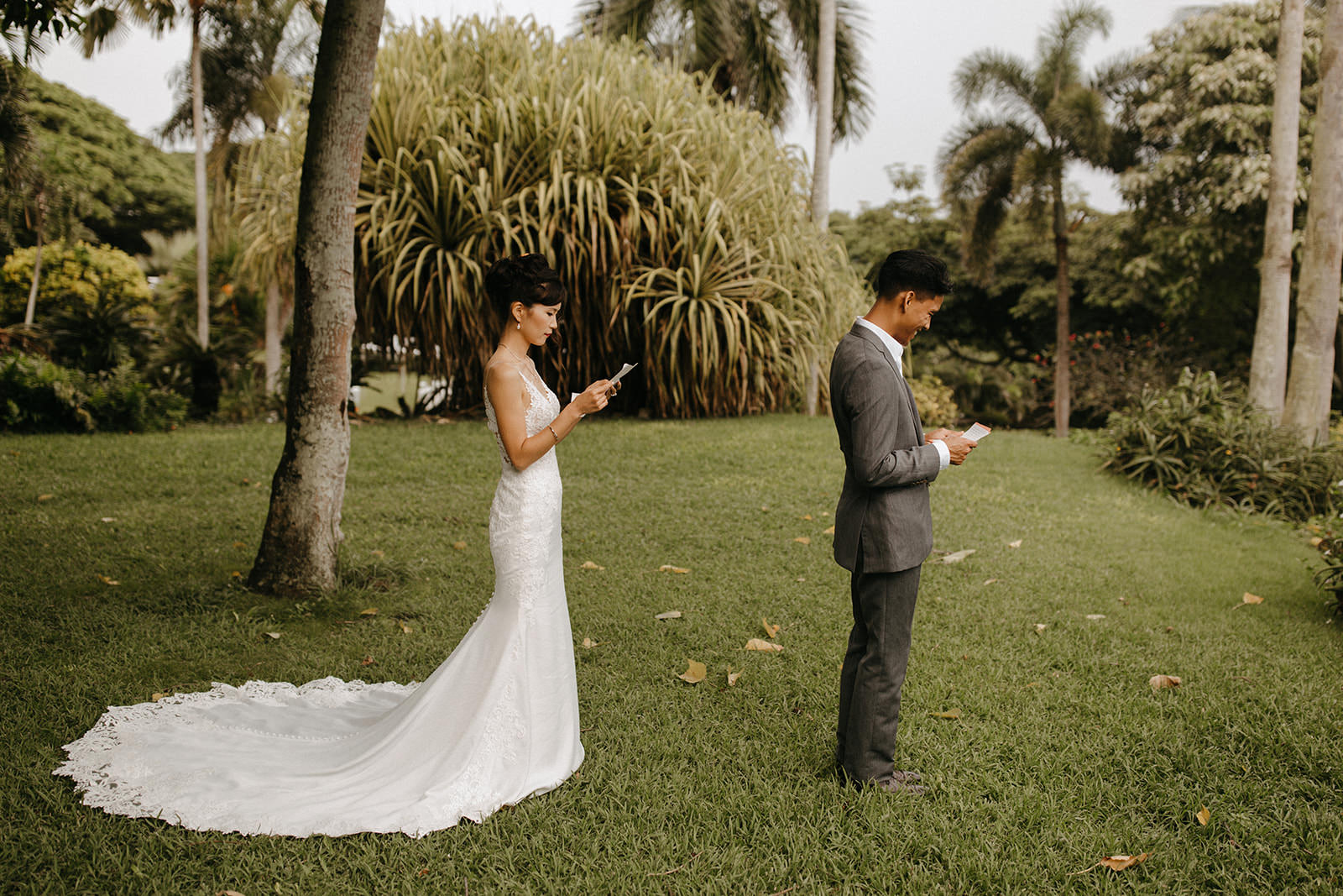 Kualoa_Hawaii_wedding_paliku18.jpg