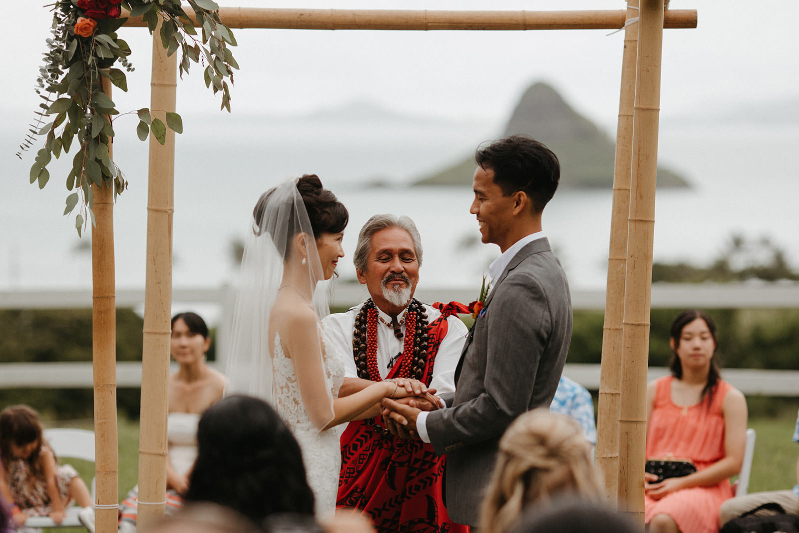 Kualoa_Hawaii_wedding_paliku27.jpg