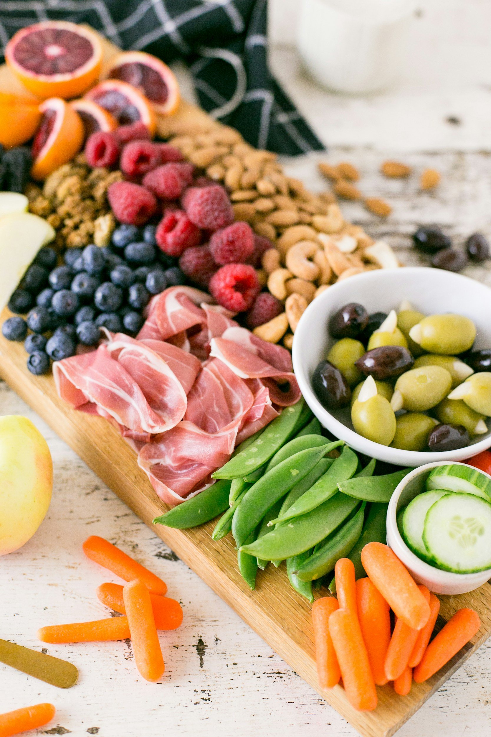 Cooking Academy - Snack Smart: Healthy Bites for the Summer with Paige Olausen, MPH, RDN & Lori Mollo CHWC