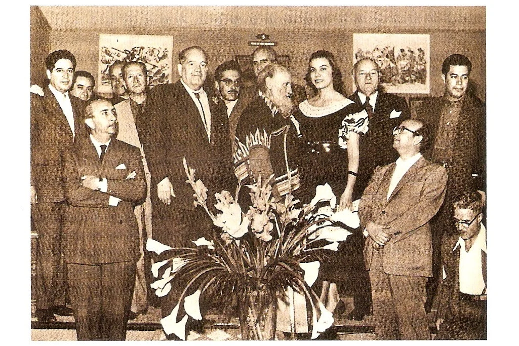 Folleto conmemorativo de entrega de murales Foto M. Dornbierer