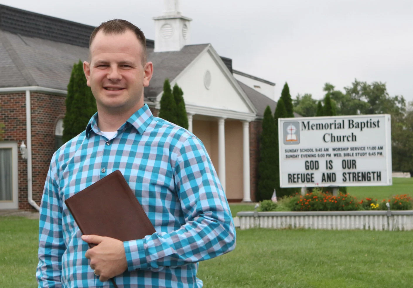 PastorHedge.jpg