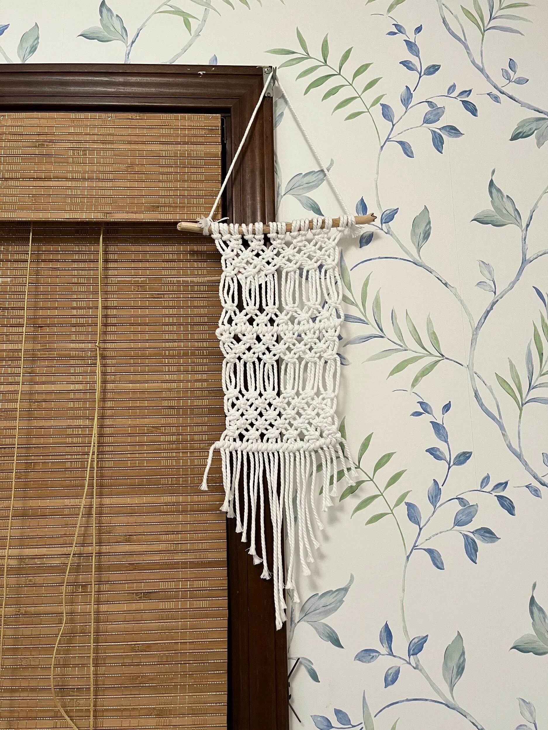 54B117E1-0D48-486D-BA66-1117816453D7