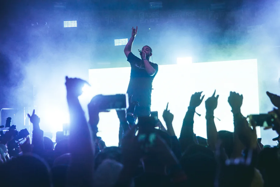 Drake-at-The-Fader-Fort.jpg