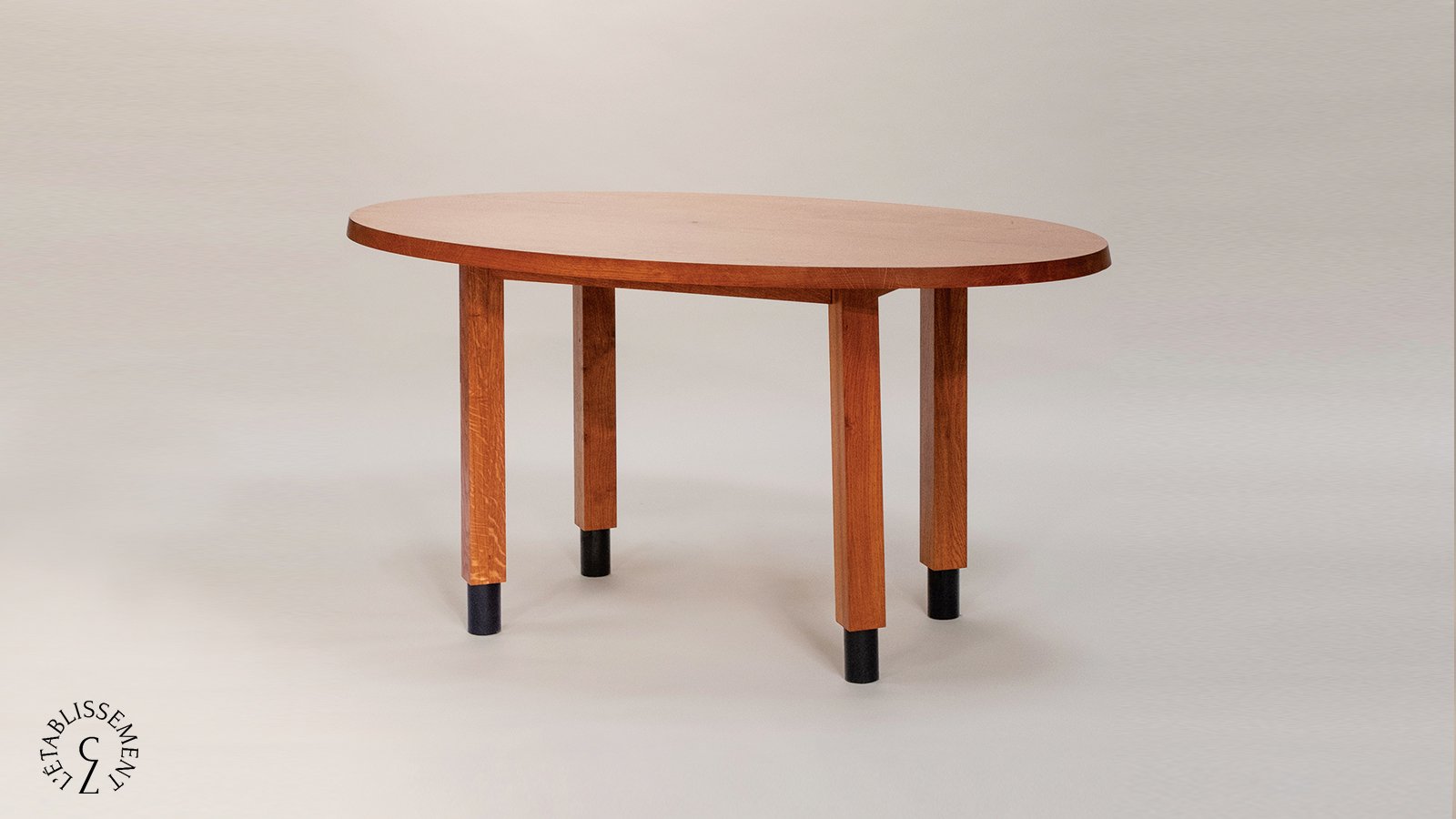 Table No4 L'Etablissement Mama Casa