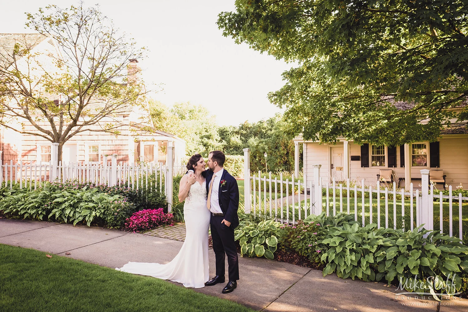 MaryMikeStaffProductions copy20-small.jpg