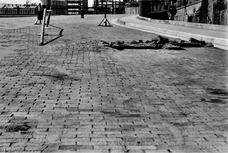 Wooden-blocked road surface Jones St 1947