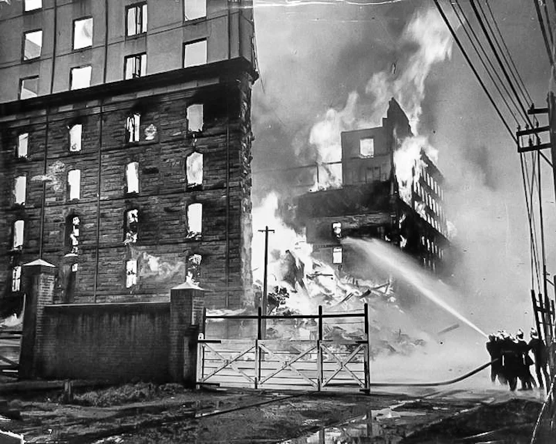 Goldsbrough Mort No.1 store, fire 1935