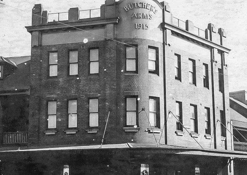 02b.Butchers Arms 1949_.jpg