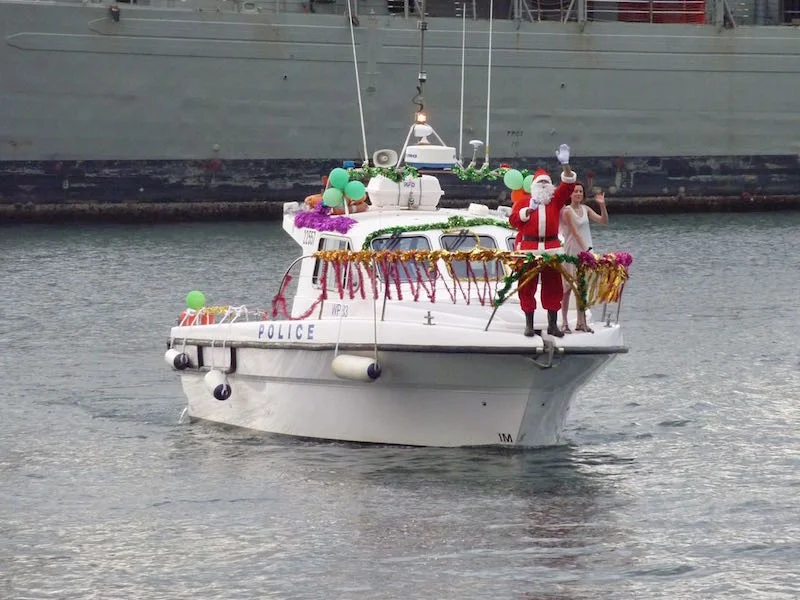 Santa arrives at Cadi Park 2009