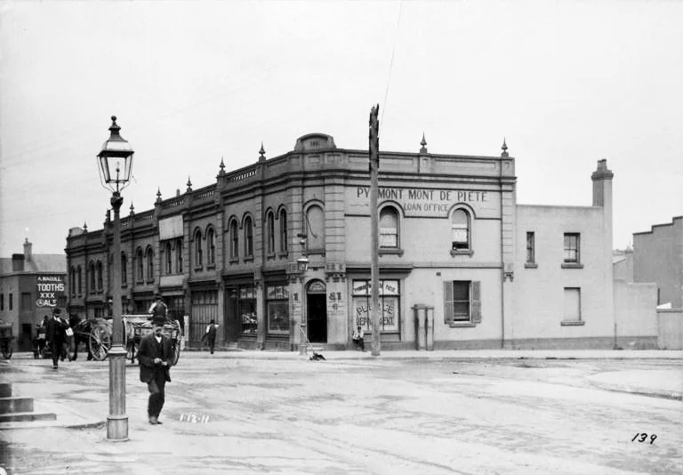 Serious stabbing affray