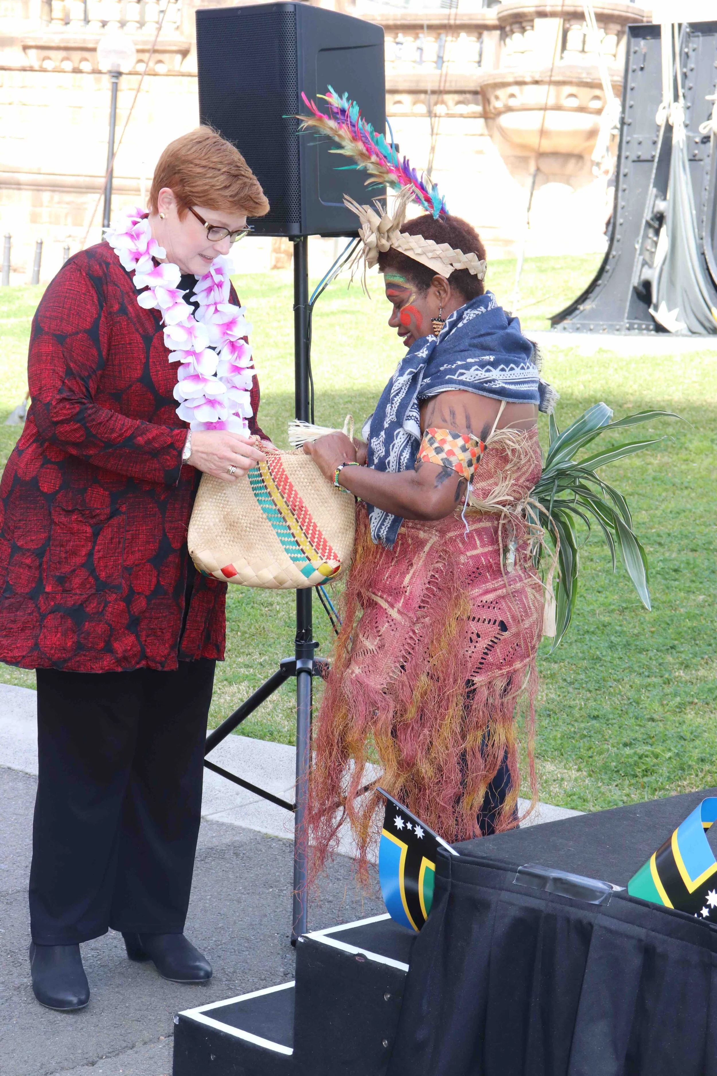 Custom women Rosalie Vatu traditional gift ceremony to Hon. Marise Payne