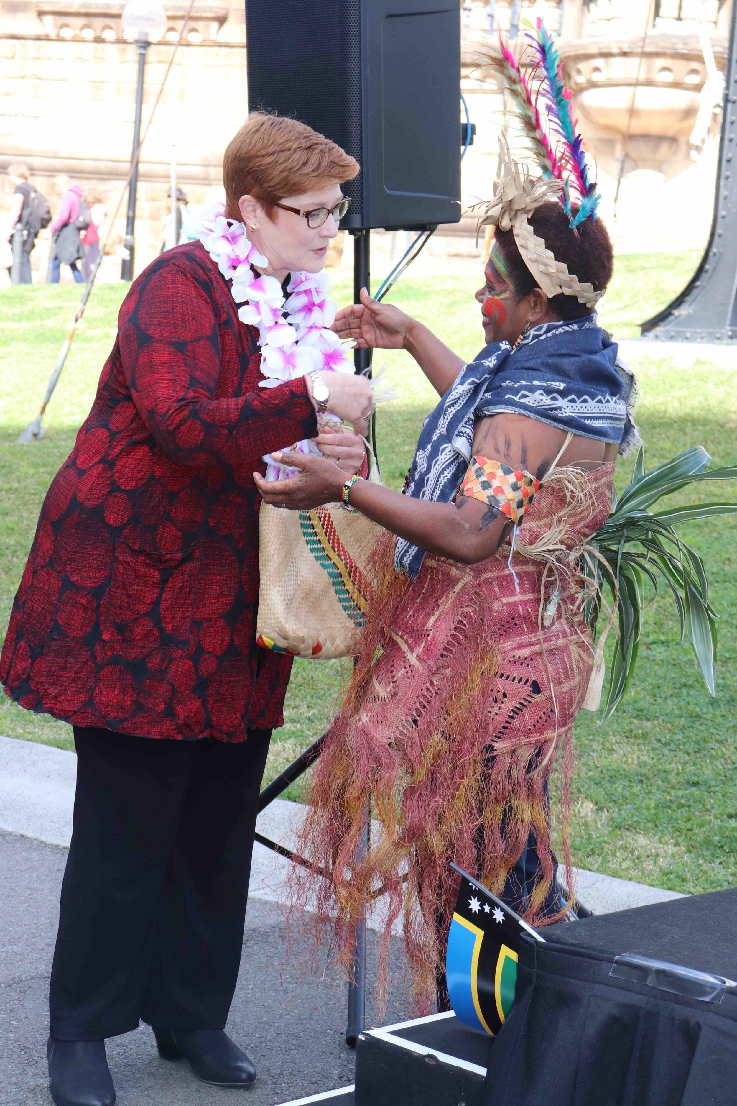 Custom women Rosalie Vatu traditional gift ceremony to Hon. Marise Payne
