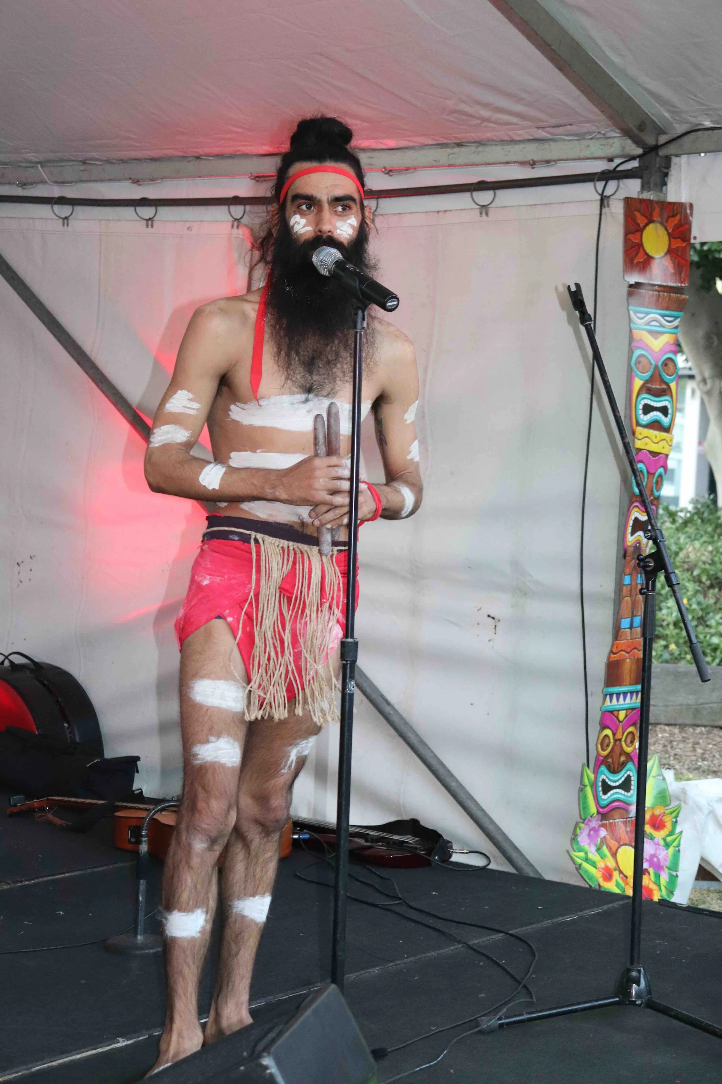 Gamilaroi man Kaleb does Welcome to Country smoking ceremony Sugar Fest 2019