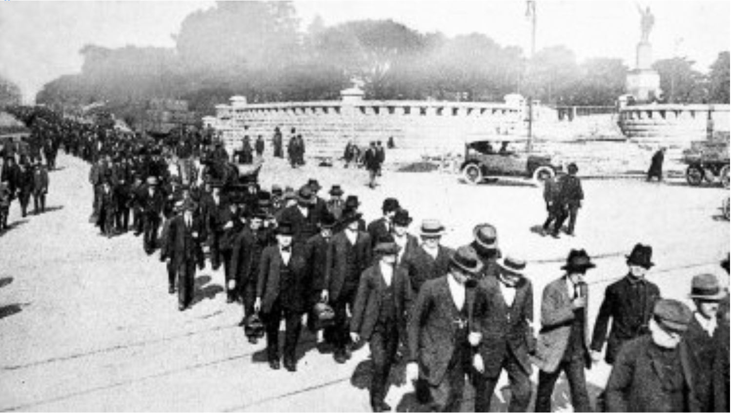 Tramway men marching toward the Domain