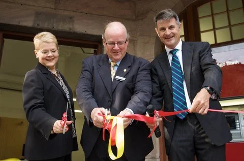 Marcelle Hoff, Bruce Napthali and Russell Jenkins cut the ribbon at the offiicial opening