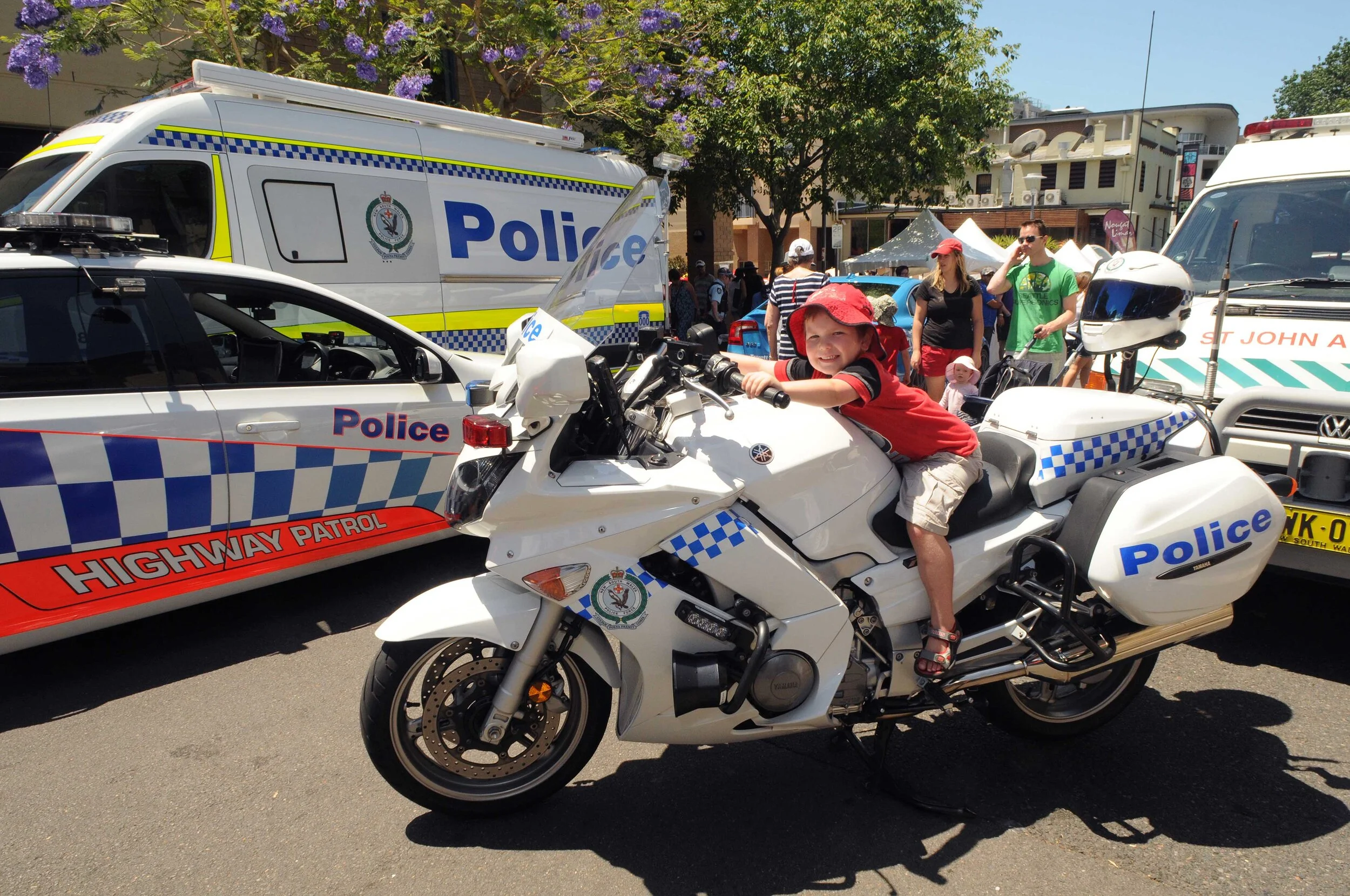 Police bike at Christmas in Pyrmont