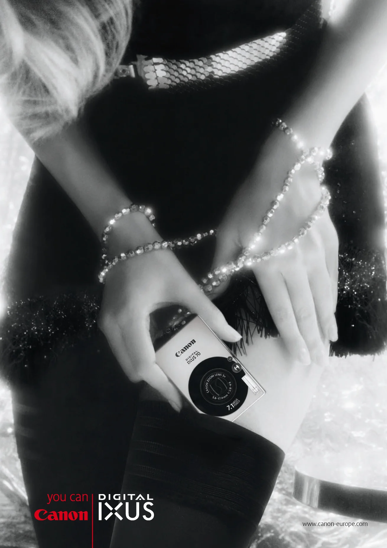 17dsc02_ixus_leg_a4.jpg