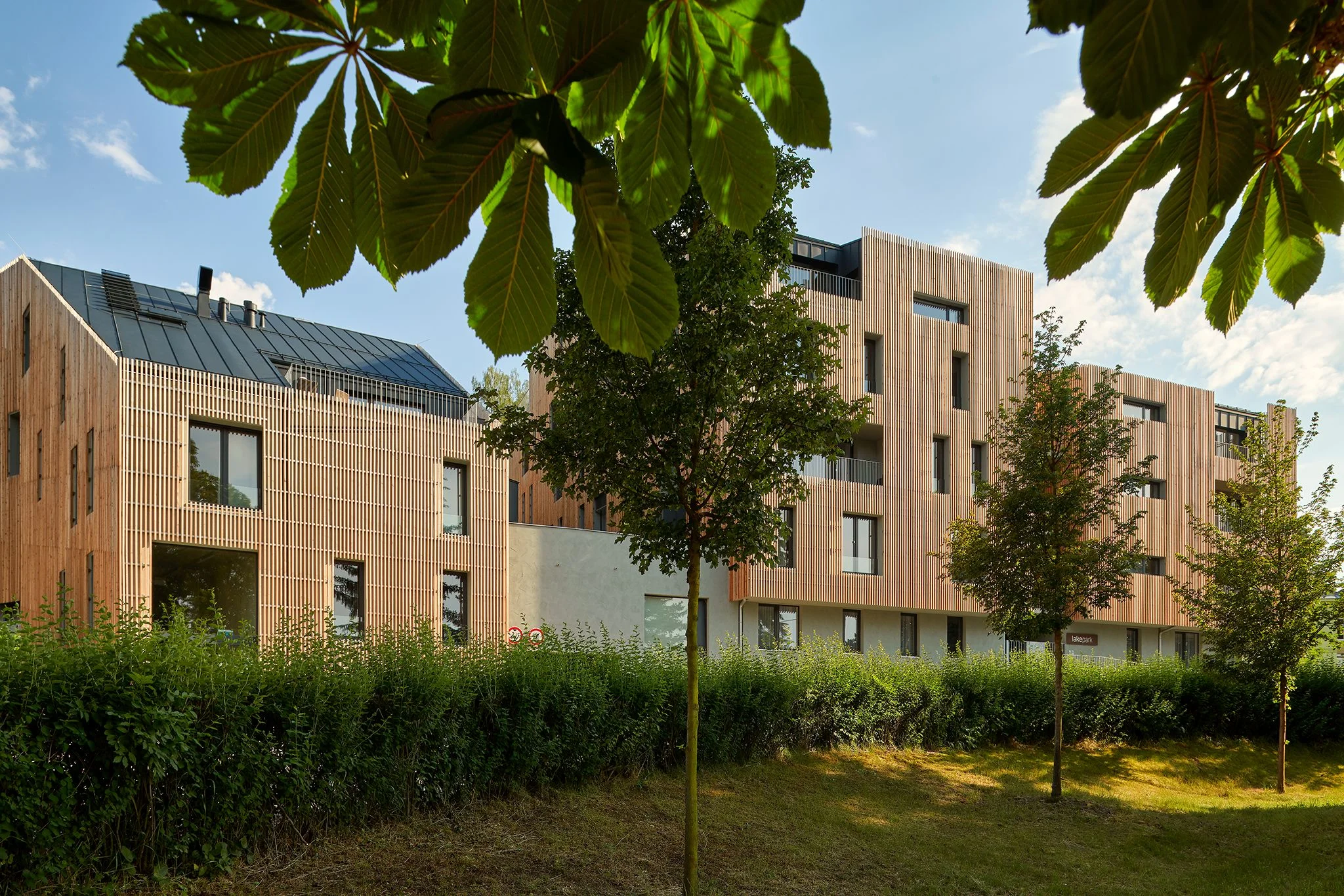 Lakepark Residence