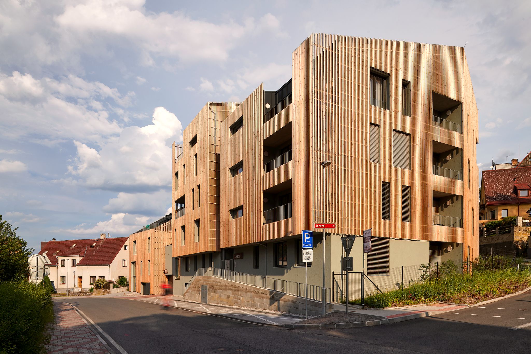 Lakepark Residence