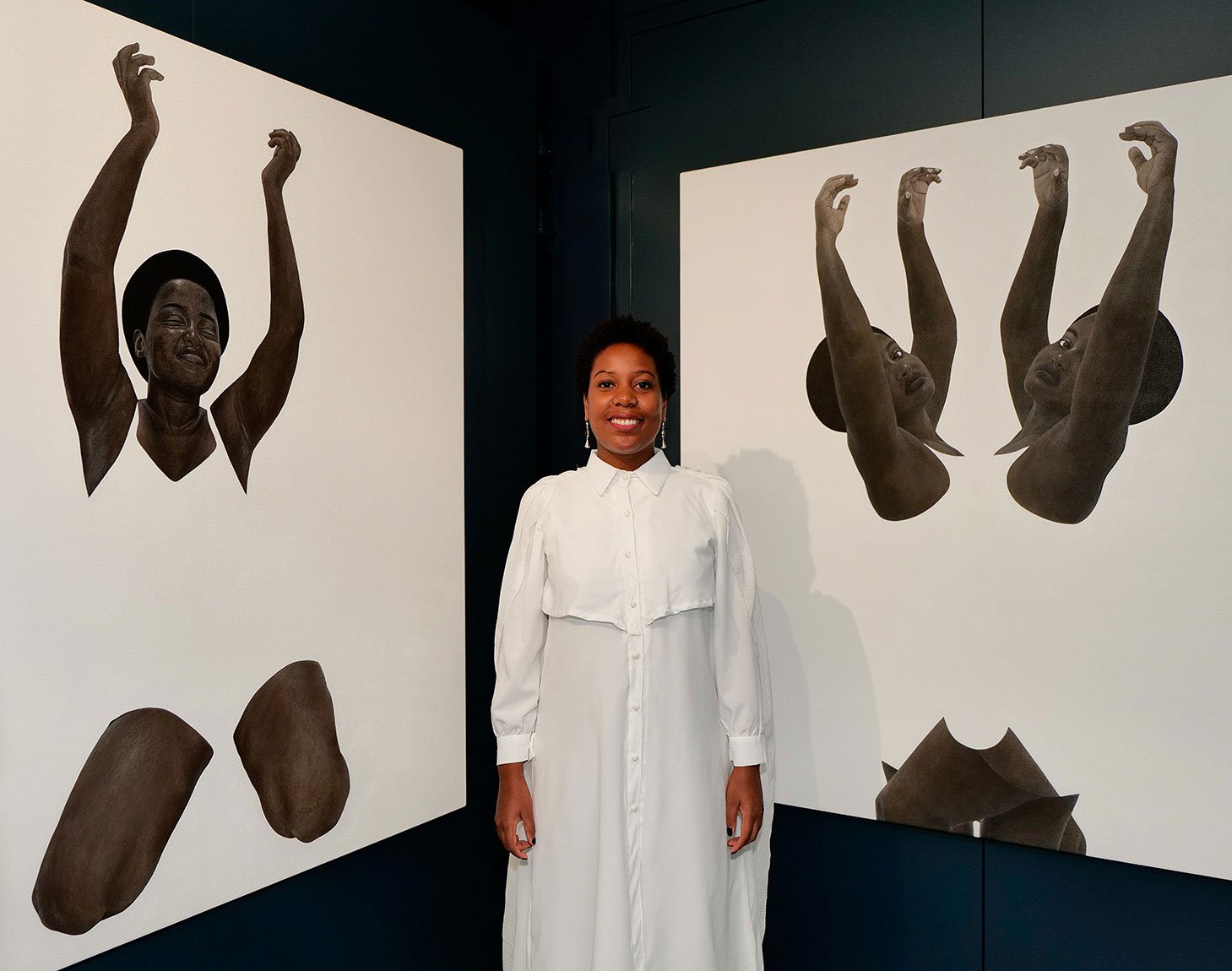 Sungi-Mlengeya-at-her-inagural-solo-exhibition-that-marked-the-opening-of-the-Africa-Centre-in-Southwark-London.jpg