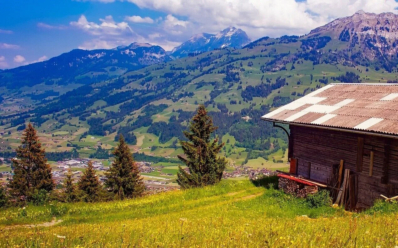 switzerland-1904309_1920.jpg