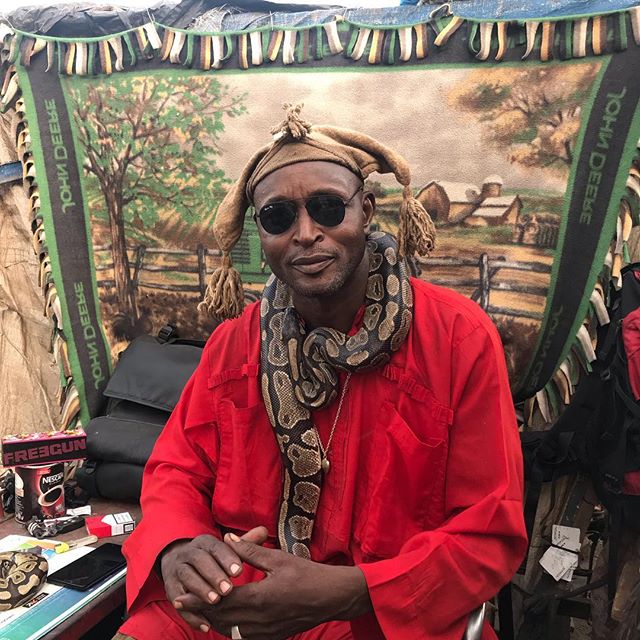 Hello Mali. Meet the Shaman. The more I travel in this continent the more I realise how animism is deeply rooted into people belief system. He gave me his blessing and some medicine to carry with me through my journey. Btw the snake is alive. #Mali #