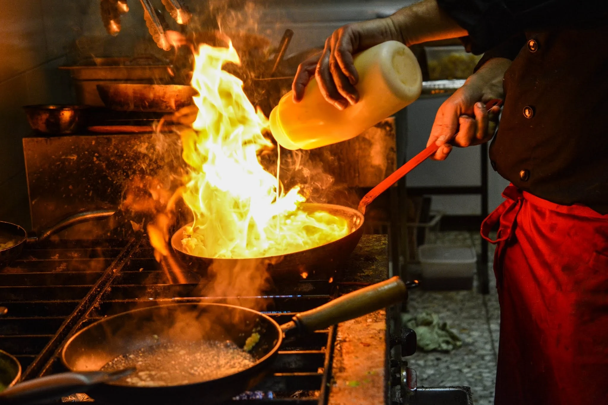 restaurant-food-cooking-plate-seafood-fire-636624-pxhere.com.jpg