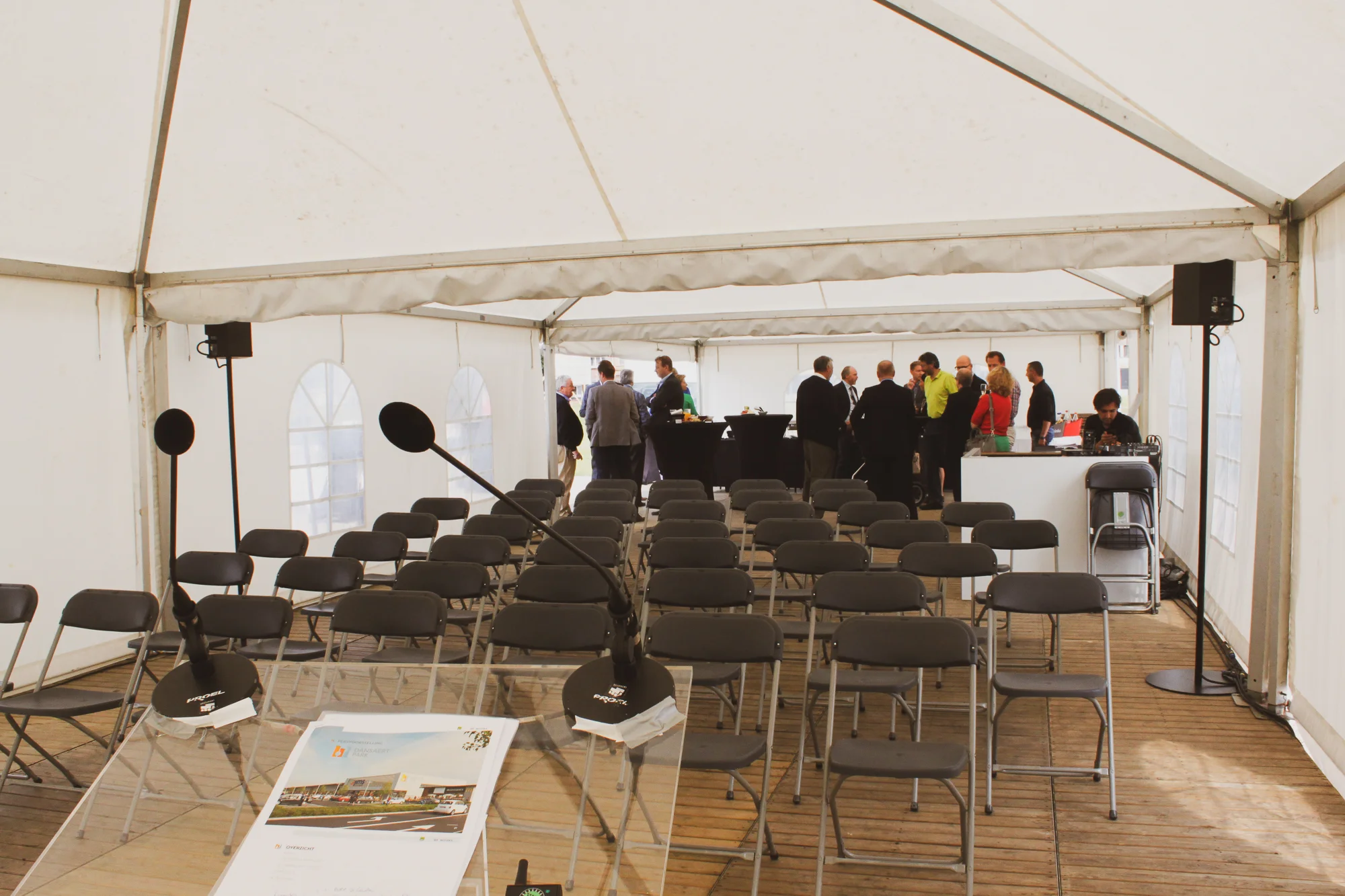 Persconferentie-Dansaert-2.jpg