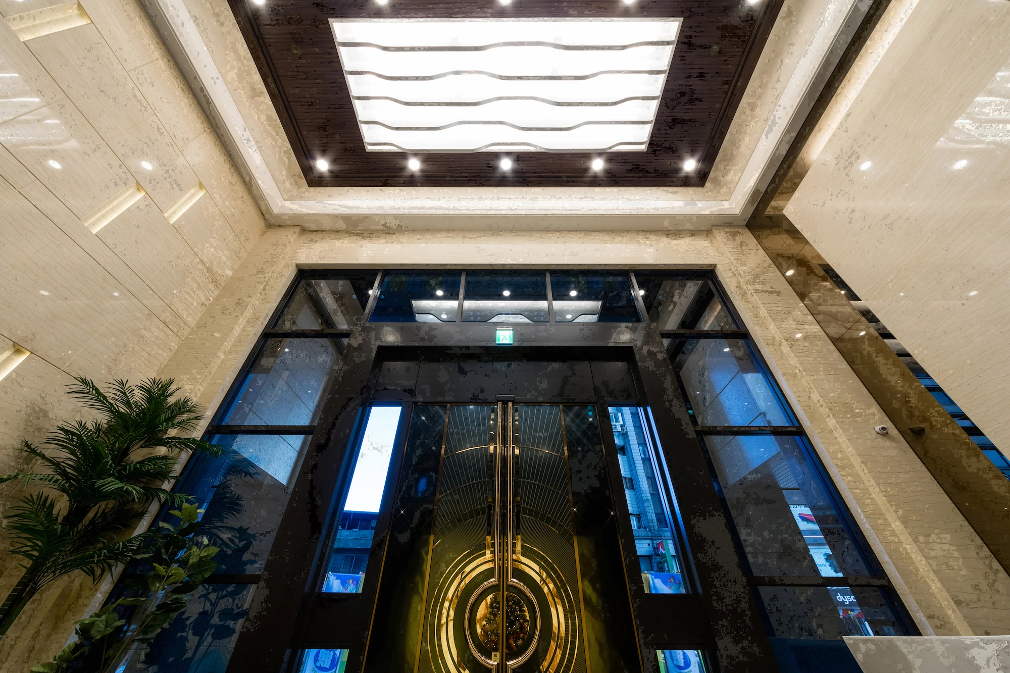 1樓入口門廳 (2).jpg