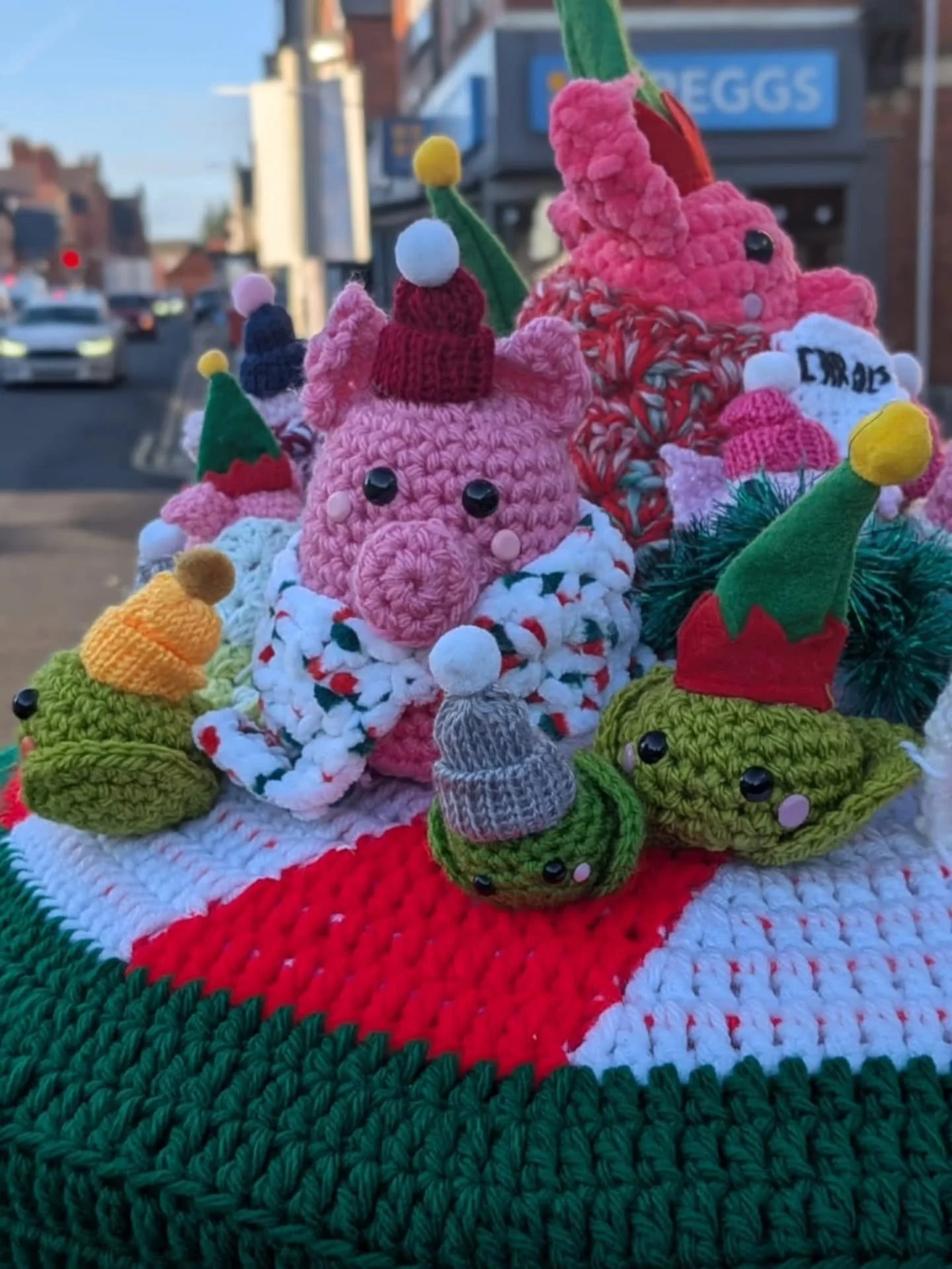 Jane of @serendipity_stitcher made this lovely postbox topper 🥰

You will be able to find it on the way from Lark to Dalton &amp; vice versa! Made with donated and spare wool, the topper is a symbol of how wonderful things can happen if you 'share y